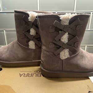 Koolaburra Women's Brown Suede Winter Boots